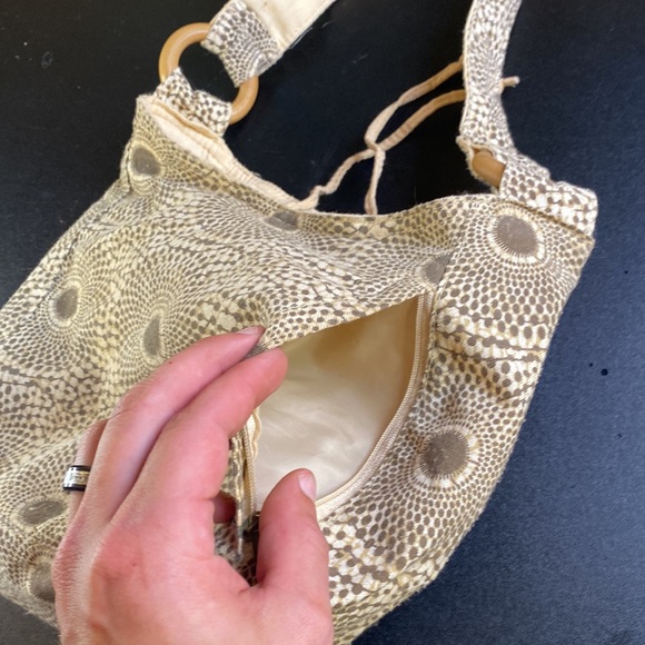 Small circle pattern bag - Picture 2 of 3
